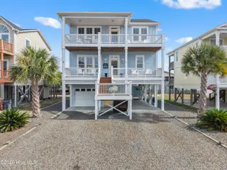 214 Brunswick Avenue W, Holden Beach, NC 28462 – photo 2