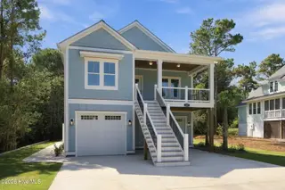 405 Emerald Landing Drive, Emerald Isle, NC 28594 – photo 2: IMG_2075