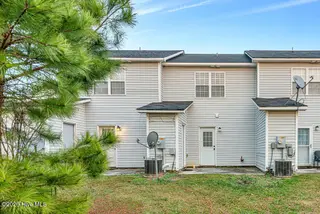 909 Timberlake Trail, Jacksonville, NC 28546 – photo 21: DSC_2441