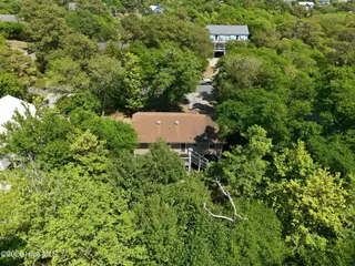137 Doe Drive, Emerald Isle, NC 28594 – photo 10: 10-web-or-mls-dji_20260423142913_0711_d