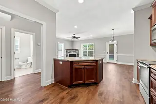 1640 Cambria Drive A, Greenville, NC 27834 – photo 12: 25-web-or-mls-BLS_0047-edit