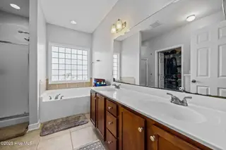 156 Moonstone Court, Jacksonville, NC 28546 – photo 15: 12-web-or-mls-156 Moonstone Ct. 21