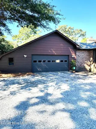 2128 Rivershore Road, Elizabeth City, NC 27909 — 3-bedroom home in Winslow Acres, Elizabeth City, NC, photo 5 of 48: Two car garage