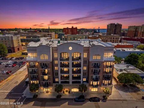 124 Walnut Street Apt 302, Wilmington