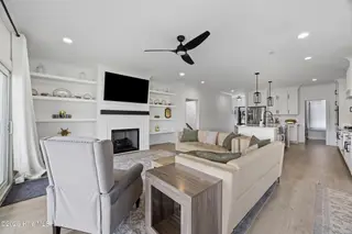 1027 Meridian Drive, Sneads Ferry, NC 28460 – photo 18: 35_living room