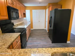 250 Waccamaw Shores Road, Lake Waccamaw, NC 28450 – photo 11: 33297