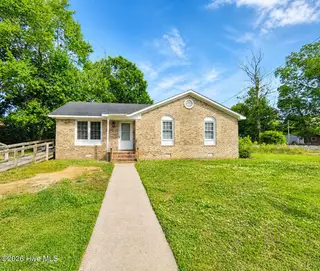 3649 S Walnut Street, Farmville, NC 27828 – photo 1: 1000015005
