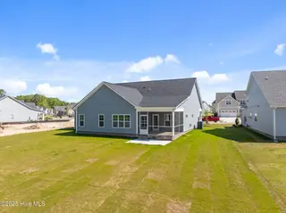 911 Hunter Grace Drive, Winterville, NC 28590 – photo 11: 11-web-or-mls-DJI_0171