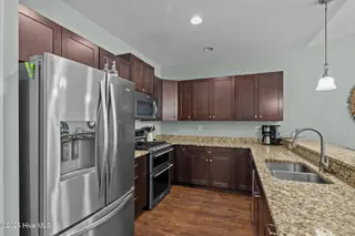 3303 Hogan Court B, Morehead City, NC 28557 – photo 4: 13-web-or-mls-1S3A9266