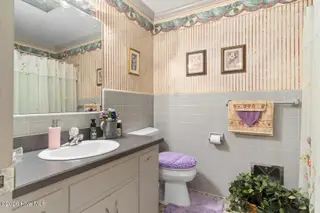 616 Avondale Avenue, Rocky Mount, NC 27804 – photo 20: 013-616AvondaleAvenue-RockyMount-NC-2780