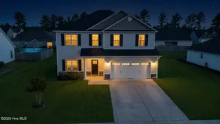 2007 Snapper Street, New Bern, NC 28562 — 4-bedroom home in Bluewater Rise, New Bern, NC, photo 7 of 31: 7 2007 Snapper St (2)