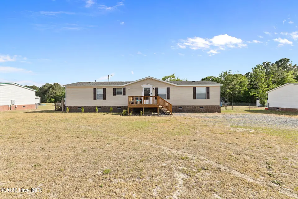 115 Brandy Avenue, La Grange, NC 28551 – photo 1 of 20: Main