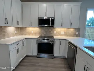27 N Bandwheel Way, Hampstead, NC 28443 – photo 4: Kitchen C