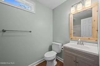 136 Leonard Drive, New Bern, NC 28560 – photo 16: 16-web-or-mls-0C0A1273