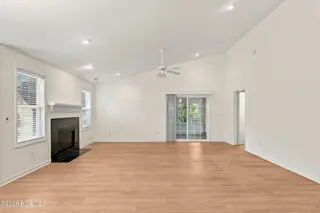 4940 Coronado Drive, Wilmington, NC 28409 — 3-bedroom home in Masonboro Woods, Wilmington, NC, photo 9 of 52: 29-web-or-mls-DSC07794