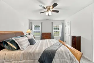 800 Compass Drive, Elizabeth City, NC 27909 — 3-bedroom home in Hunters Lake, Elizabeth City, NC, photo 16 of 39: Primary Bedroom
