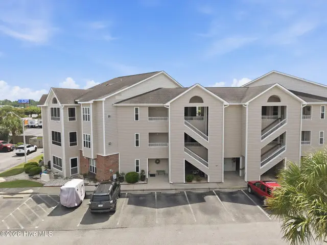 625 Spencer Farlow Drive 22, Carolina Beach, NC 28428