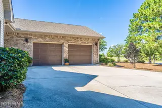 19 Highland Drive, Whispering Pines, NC 28327 – photo 4: 4