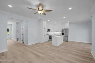 107 Star Lake Circle C, Cape Carteret, NC 28584 – photo 12: 14-web-or-mls-1S3A2542