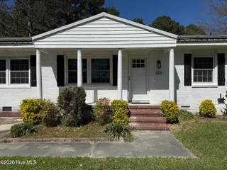 323 Cardinal Road, Jacksonville, NC 28546 – photo 2: 323 Cardinal Road, Jacksonville, NC