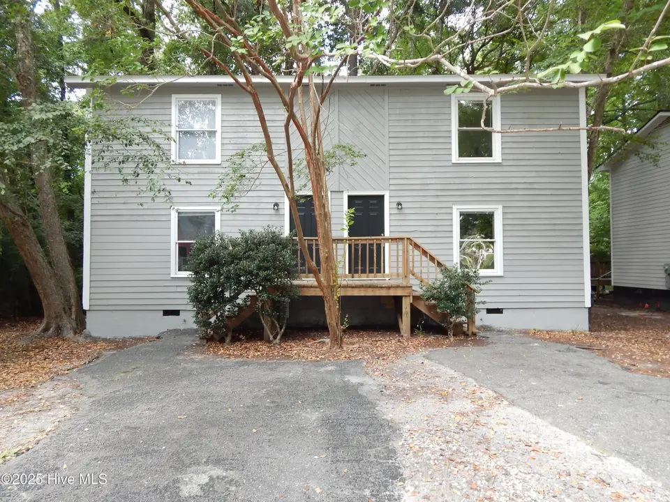 112 Ridge Place, Greenville, NC 27834 – photo 1 of 33: DSCN4419