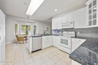 1235 Burning Tree Road 12, Pinehurst, NC 28374 – photo 2: Kitchen