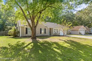 182 Raintree Circle, Jacksonville, NC 28540 – photo 3: raintree-1