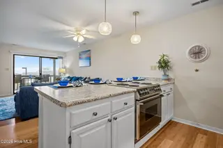 9100 Reed Drive 1108, Emerald Isle, NC 28594 – photo 14: Kitchen