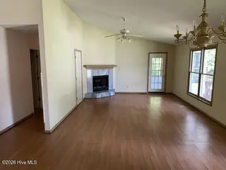 110 Stillwater Court, New Bern, NC 28562 — 3-bedroom home in River Bend, New Bern, NC, photo 4 of 18: Living Room View 1