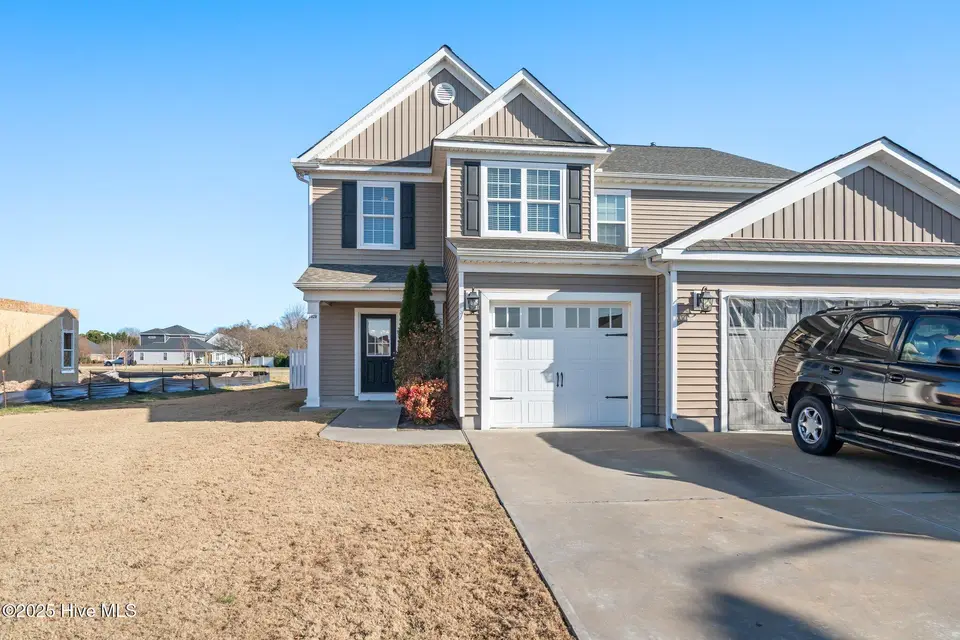 202 Spinnaker Street A, Elizabeth City, NC 27909 – photo 1 of 30: 1-web-or-mls-202-spinnaker-st-a