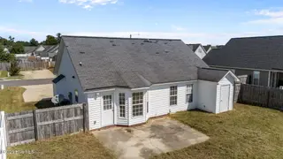1008 Penncross Drive, Greenville, NC 27834 — 3-bedroom home in Meadow Woods, Greenville, NC, photo 15 of 17