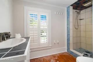 1105 Evans Street, Morehead City, NC 28557 – photo 14: 2nd level bathroom view