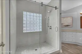 804 Oak Creek Place, Wilmington, NC 28405 — 4-bedroom home in Landfall, Wilmington, NC, photo 23 of 60: 023_img_3491_302