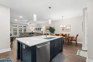 2537 St James Drive SE 901, Southport, NC 28461 — 3-bedroom condo in St James, Southport, NC, photo 17 of 46: Kitchen