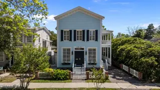 604 E Front Street, New Bern, NC 28560 – photo 1: 604 E Front Street