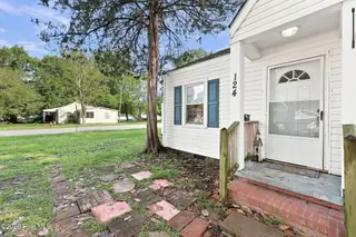124 Sherwood Road, Jacksonville, NC 28540 – photo 5