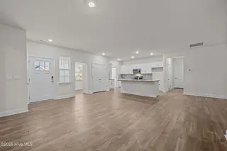 233 Lake Tyler Drive, New Bern, NC 28560 – photo 4: 12-web-or-mls-DSC_9423