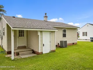 909 N 20th Street, Morehead City, NC 28557 – photo 5: Back of home