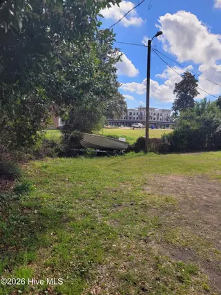 5027 Oleander Drive, Wilmington, NC 28403 – photo 8: 20260309_121115