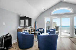 4254 Island Drive, North Topsail Beach, NC 28460 – photo 7: PJA17546