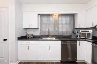 2602 Northwoods Drive, Jacksonville, NC 28540 – photo 19: 2602 Northwoods Dr-23