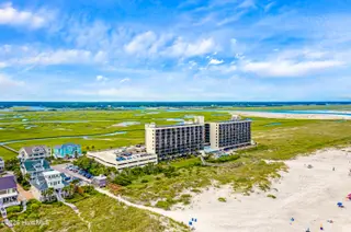 2700 N Lumina Avenue 209, Wrightsville Beach, NC 28480 — 1-bedroom condo in Shell Island Resort, Wrightsville Beach, NC, photo 1 of 24: Shell Island Resort #209 1