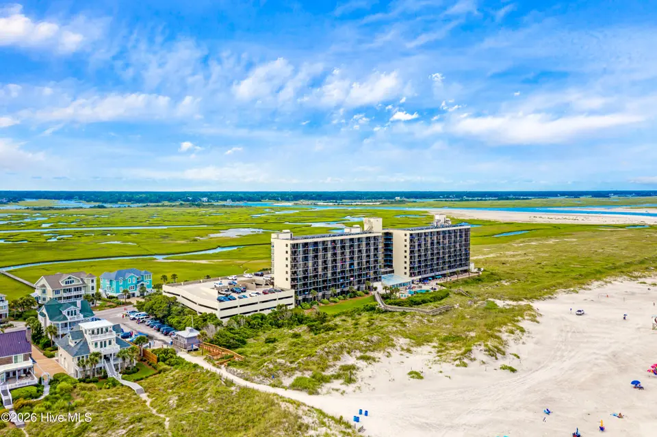 2700 N Lumina Avenue 209, Wrightsville Beach, NC 28480 — 1-bedroom condo in Shell Island Resort, Wrightsville Beach, NC, photo 1 of 24: Shell Island Resort #209 1
