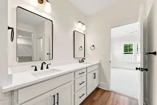 132 Pine View Boulevard, Beaufort, NC 28516 – photo 5: Primary Bath(1)