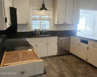 3806 Appleton Way, Wilmington, NC 28412 – photo 5: 20260119_143040