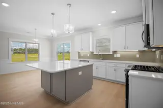 201 Windswept Lane, Beaufort, NC 28516 – photo 10: Kitchen w/ Spacious Island