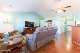 4318 Elizabeth Avenue, New Bern, NC 28562 – photo 12: Move in Ready