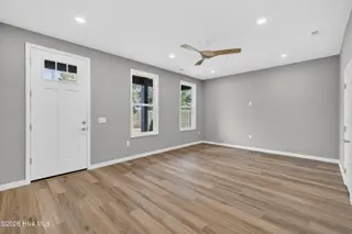 3904 Wilshire Boulevard, Wilmington, NC 28403 – photo 6: Living Room