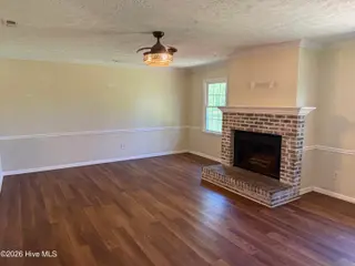 203 Poplar Road, Havelock, NC 28532 – photo 10: Family Room