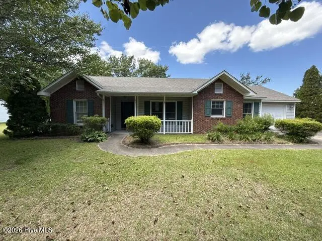 4511 Rivershore Drive, New Bern, NC 28560 – photo 1 of 22: A Front View 1